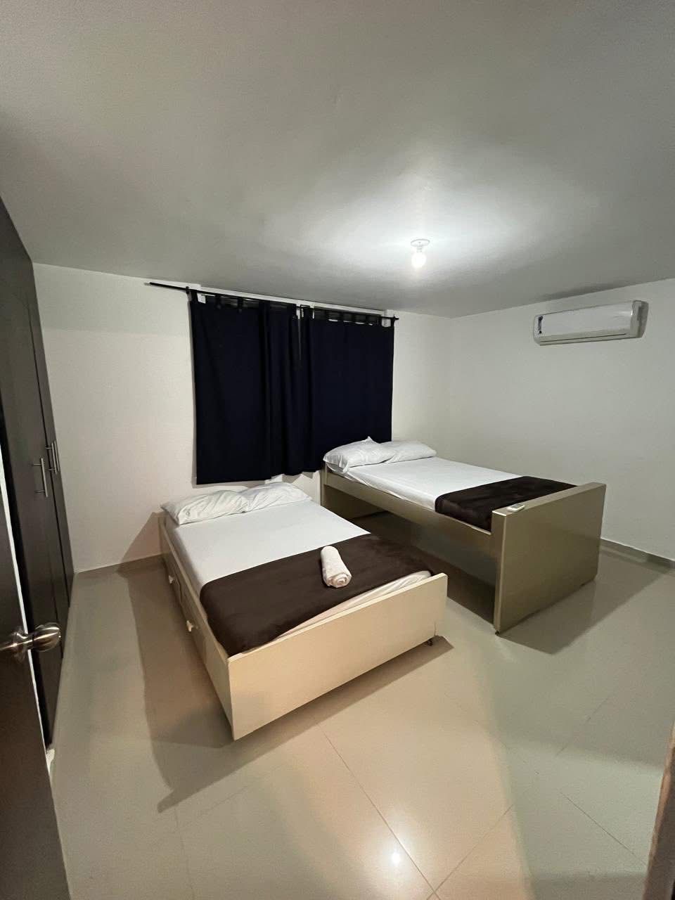 Detalle del bano privado del apartamento en Valledupar